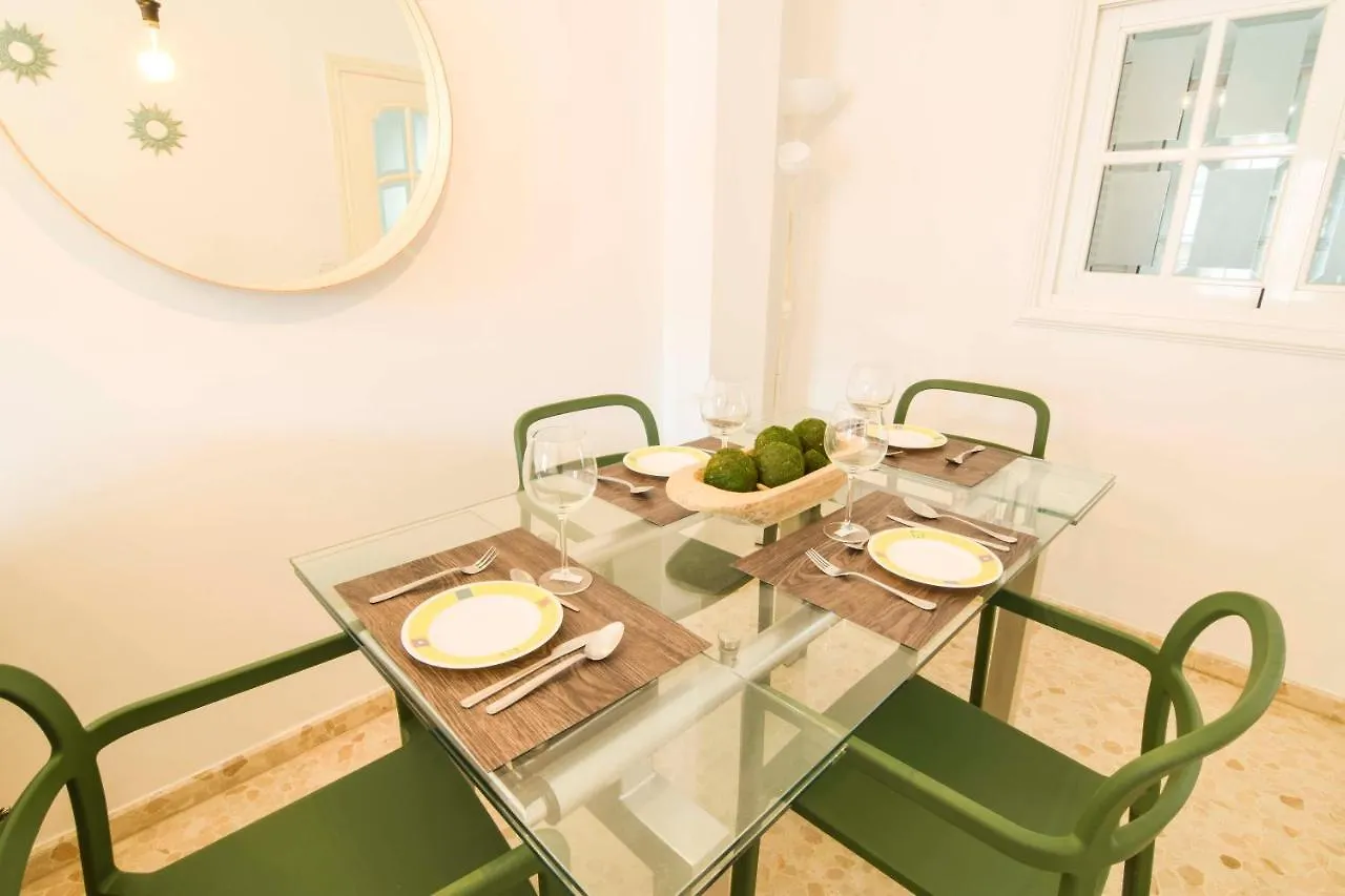 Letmalaga Popolo & Parking Apartment